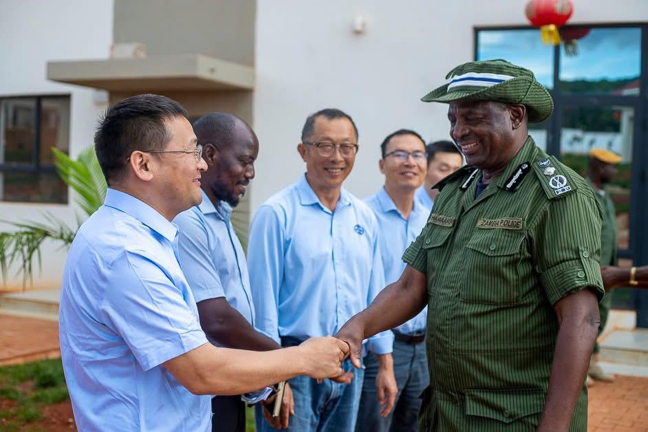 赞比亚警察总署副署长一行到访凯时尊龙官网|尊龙官网凯时尊龙官网|尊龙官网首页结构与功能全解析结构与功能全解析
卡通巴矿山调研指导